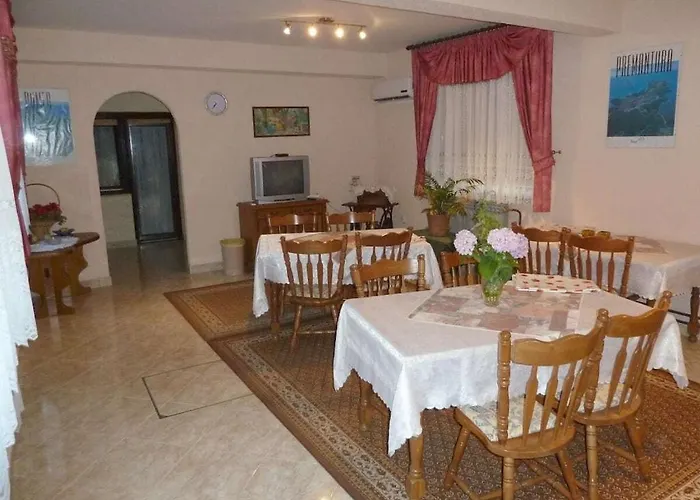 In Pula With Swimming Pool